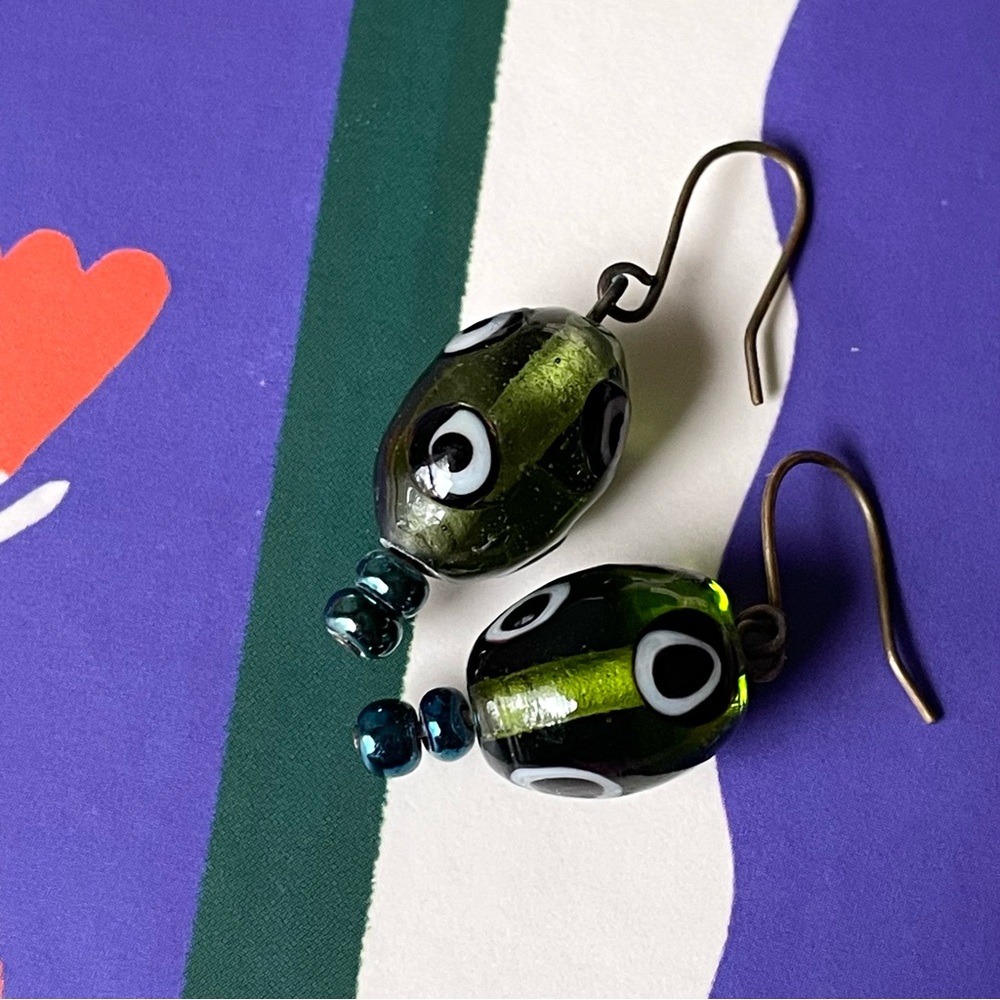 Vintage green art glass dangle earrings w/ lampwork style eyeballs boho